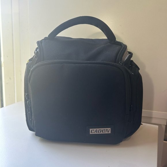 Canon EOS 90D Digital Camera (50mm lens & bag) - Picture 7 of 8